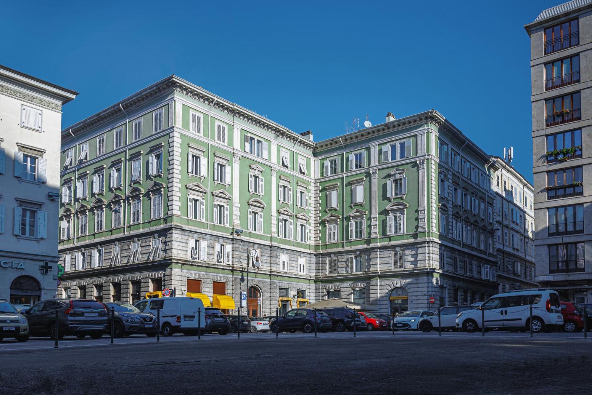 Residence Piazza Giotti 8 Trieste Eksteriør bilde