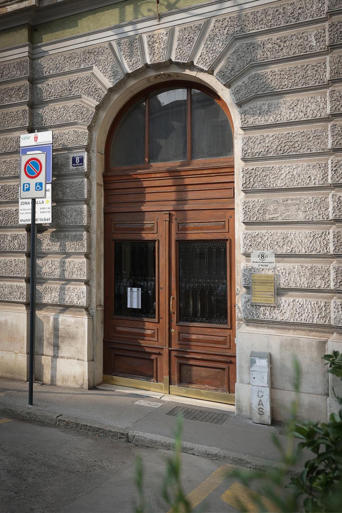 Residence Piazza Giotti 8 Trieste Eksteriør bilde